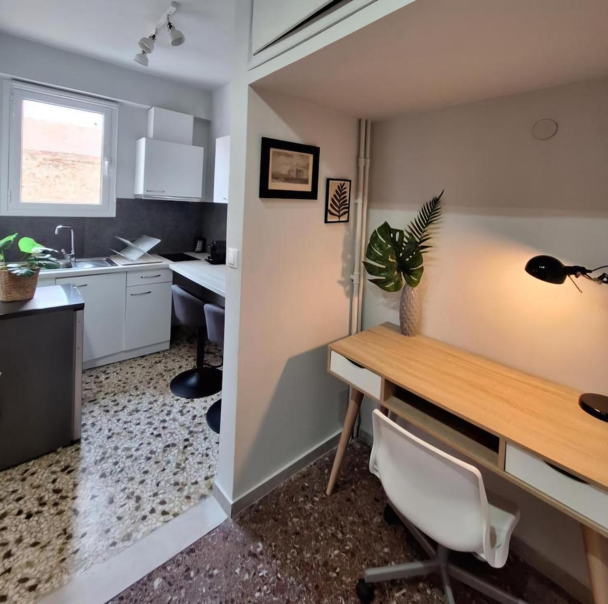 Stylish And Central Apt Near Acropolis - Avdi Square Athen Eksteriør billede